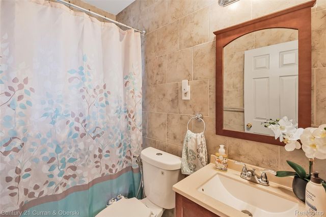 7013 Payne Avenue, Dearborn, MI 48126