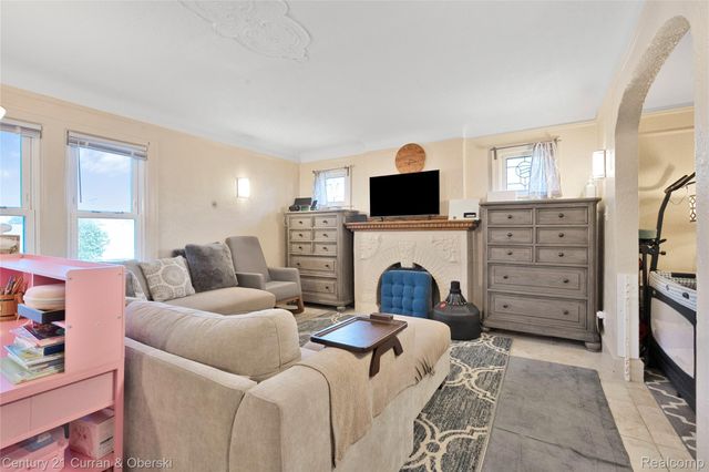 7013 Payne Avenue, Dearborn, MI 48126