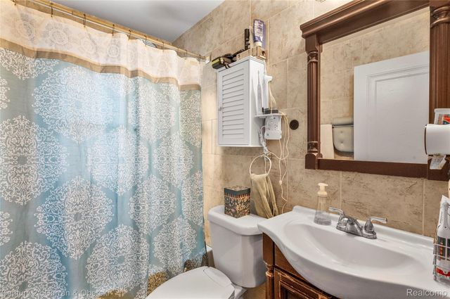 7013 Payne Avenue, Dearborn, MI 48126