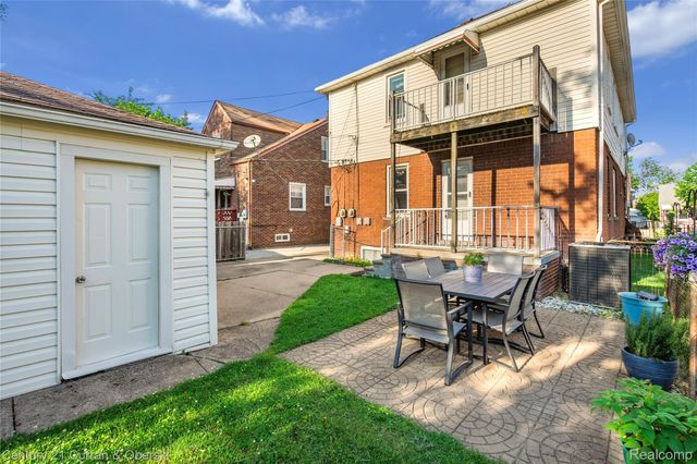 7013 Payne Avenue, Dearborn, MI 48126