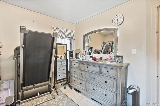 7013 Payne Avenue, Dearborn, MI 48126
