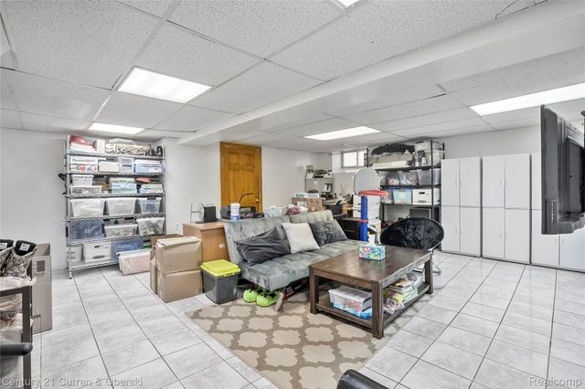 7013 Payne Avenue, Dearborn, MI 48126