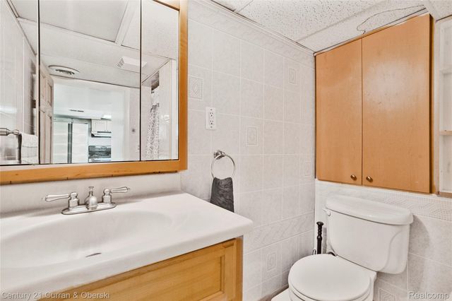 7013 Payne Avenue, Dearborn, MI 48126