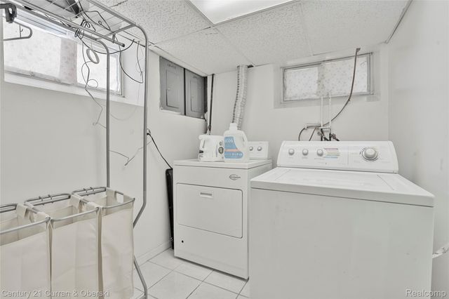 7013 Payne Avenue, Dearborn, MI 48126