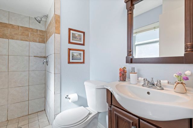 2890 Meadow Port Drive, Dallas, TX 75234