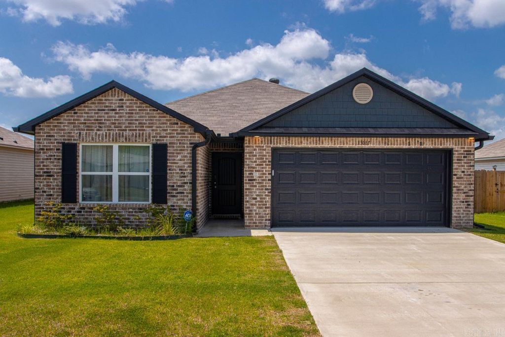 13081 River Creek Lane, Hensley, AR 72065