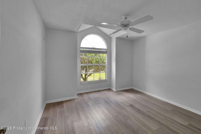 9450 Mississippi Run, Weeki Wachee, FL 34613