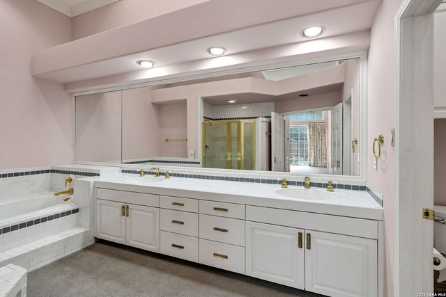 33 Villa Jardin, San Antonio, TX 78230