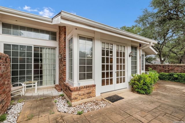 33 Villa Jardin, San Antonio, TX 78230