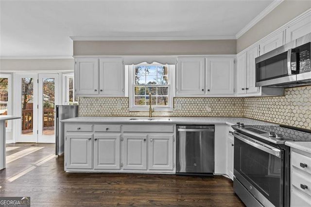 6304 BROOMSEDGE, Peachtree Corners, GA 30092