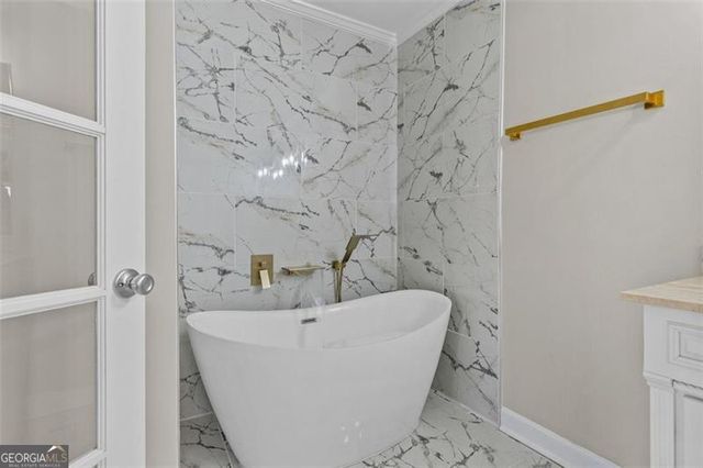 6304 BROOMSEDGE, Peachtree Corners, GA 30092