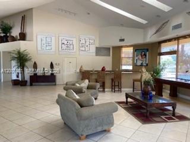 1641 Balfour Point Dr A, West Palm Beach, FL 33411