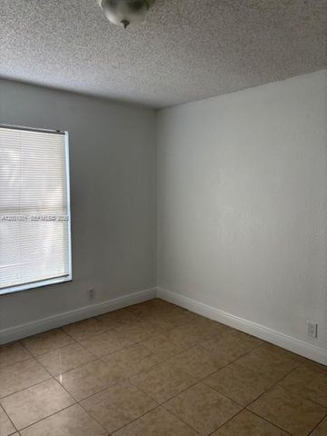 1641 Balfour Point Dr A, West Palm Beach, FL 33411