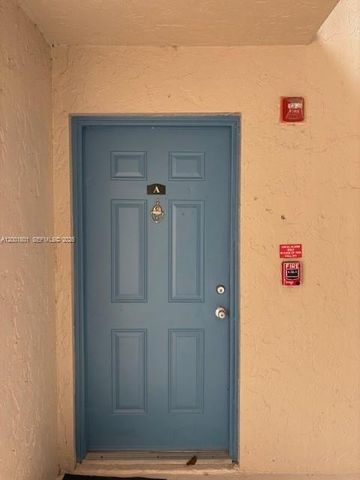 1641 Balfour Point Dr A, West Palm Beach, FL 33411