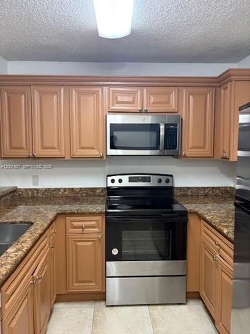 1641 Balfour Point Dr A, West Palm Beach, FL 33411