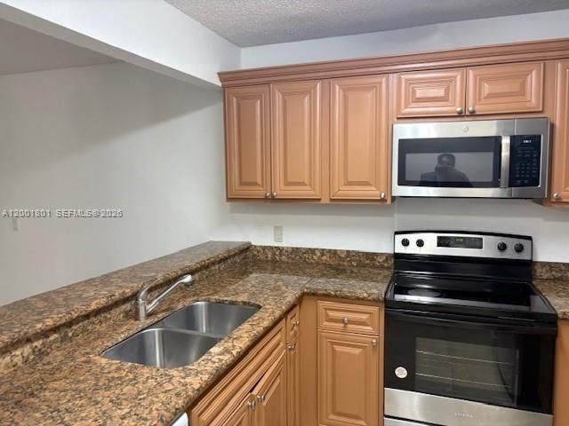 1641 Balfour Point Dr A, West Palm Beach, FL 33411