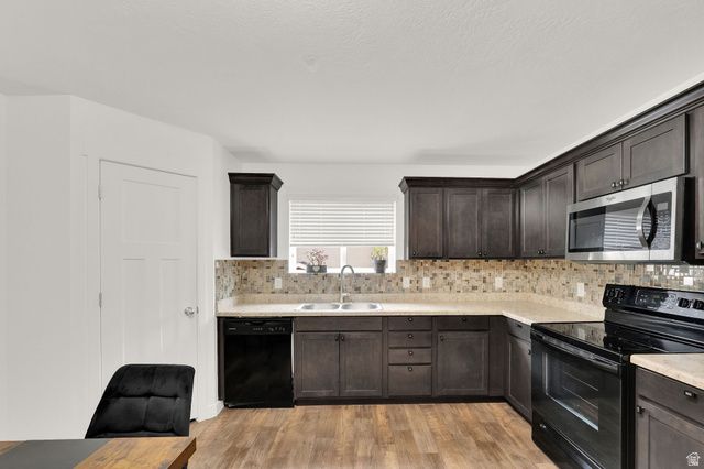 4196 W HIGH GALLERY CT, Herriman, UT 84096