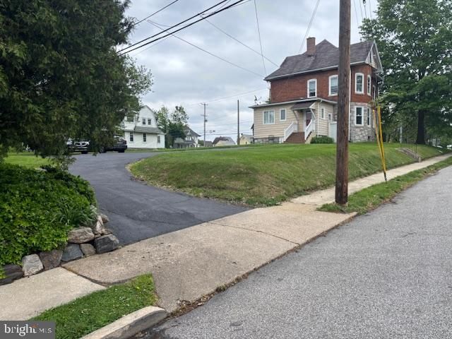 127 W CHESTER PIKE, Ridley Park, PA 19078