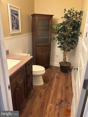 127 W CHESTER PIKE, Ridley Park, PA 19078