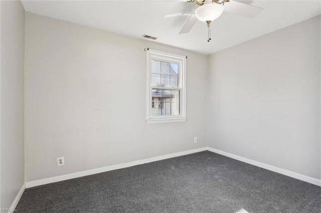 7526 Yorktown DR, Norfolk, VA 23505