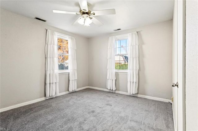 7526 Yorktown DR, Norfolk, VA 23505