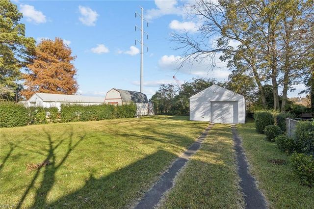 7526 Yorktown DR, Norfolk, VA 23505