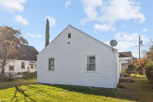 7526 Yorktown DR, Norfolk, VA 23505