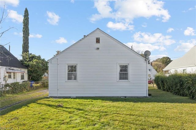 7526 Yorktown DR, Norfolk, VA 23505