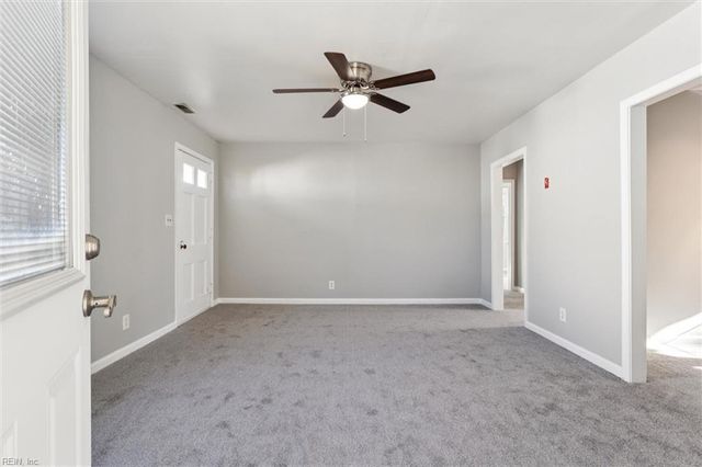 7526 Yorktown DR, Norfolk, VA 23505