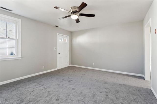 7526 Yorktown DR, Norfolk, VA 23505