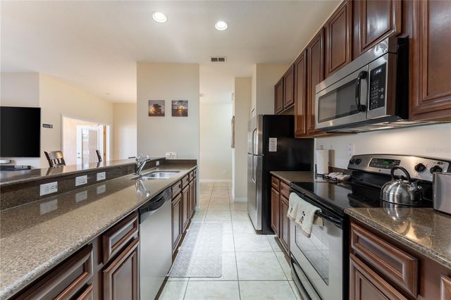 8963 MAJESTY PALM ROAD, Kissimmee, FL 34747