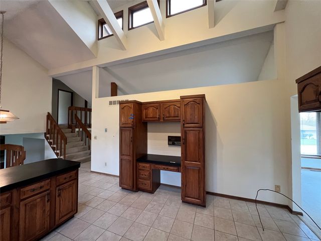 4112 Mary Lynn Drive, Urbandale, IA 50322