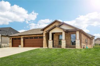 6745 Arapahoe Drive, Shawnee, KS 66226