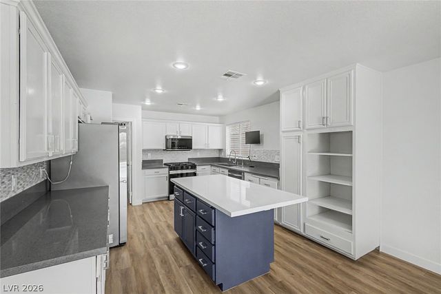 10547 Lilac Tree Avenue, Las Vegas, NV 89135