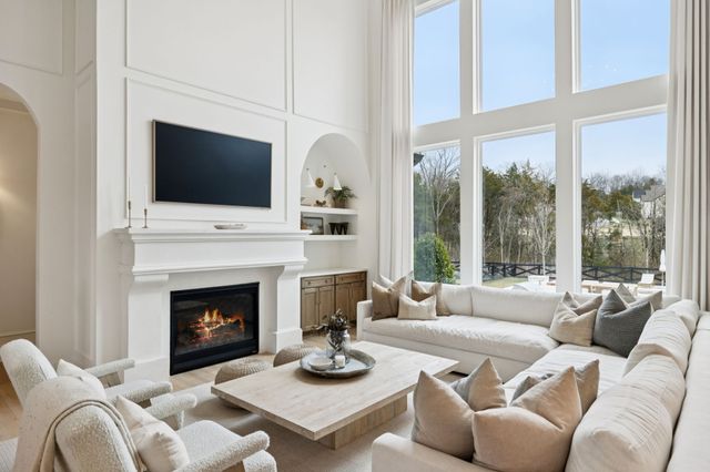 1013 Annecy Pkwy, Nolensville, TN 37135