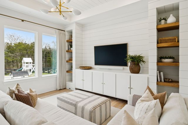 1013 Annecy Pkwy, Nolensville, TN 37135