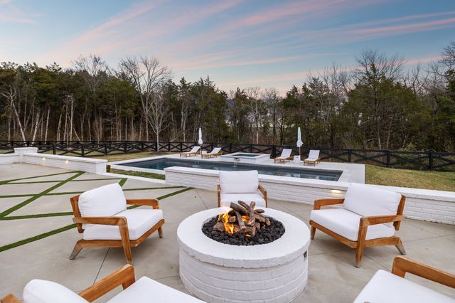 1013 Annecy Pkwy, Nolensville, TN 37135