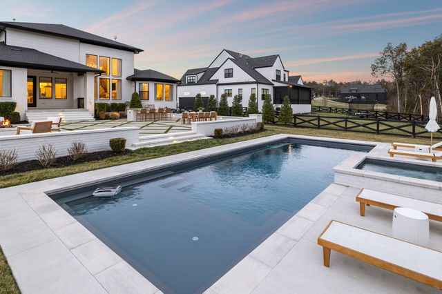 1013 Annecy Pkwy, Nolensville, TN 37135