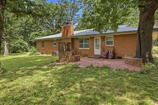 5866 E Linda Street, Rogersville, MO 65742