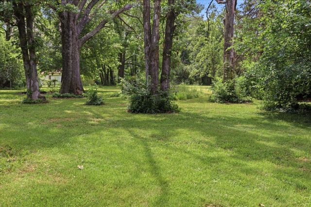 5866 E Linda Street, Rogersville, MO 65742
