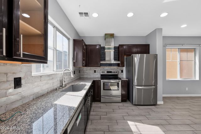 2015 N 77TH Lane, Phoenix, AZ 85035