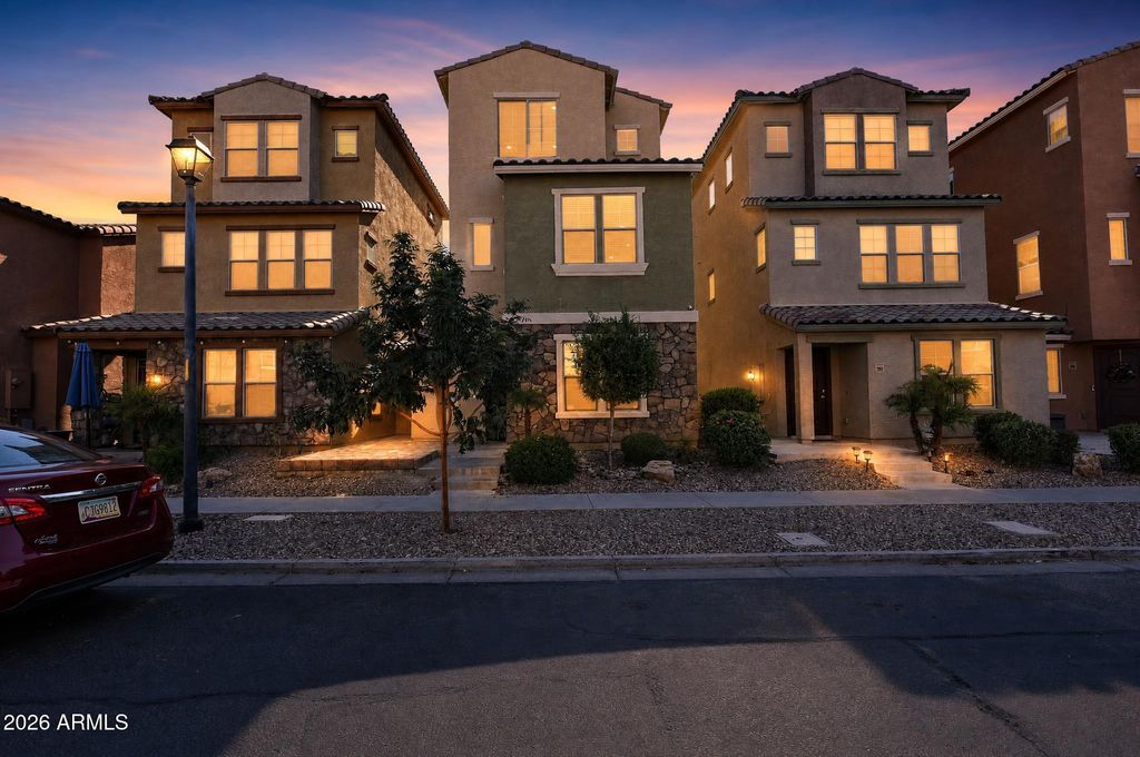 2015 N 77TH Lane, Phoenix, AZ 85035 — photo 2