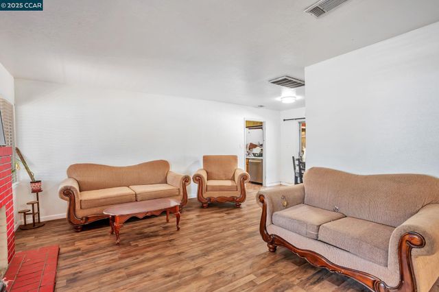 1316 Lincoln St, Fairfield, CA 94533