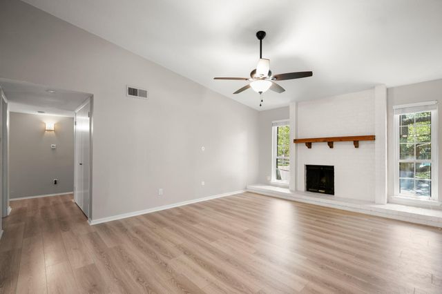 4159 Steck Ave 226, Austin, TX 78759