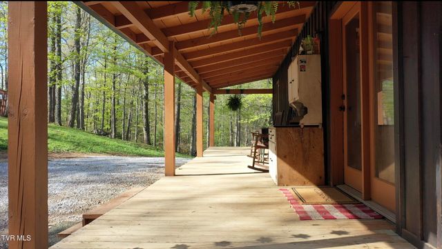 240 Joe Pye Lane, Greeneville, TN 37743