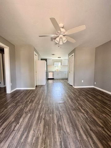 411 S Parkway Street, San Angelo, TX 76901