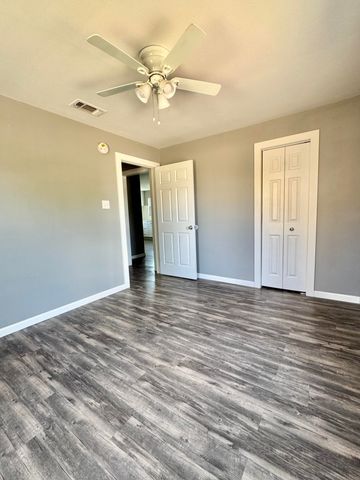 411 S Parkway Street, San Angelo, TX 76901