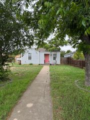 411 S Parkway Street, San Angelo, TX 76901