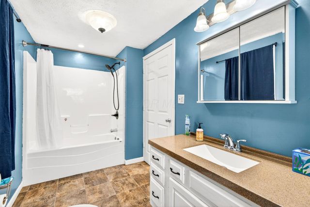 10235 St Rt 159, Kingston, OH 45644