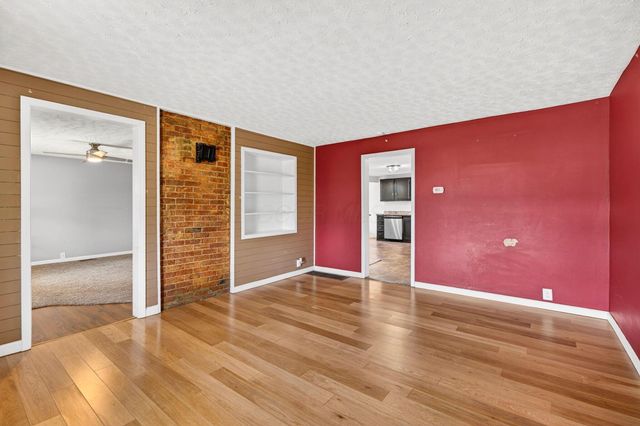 10235 St Rt 159, Kingston, OH 45644